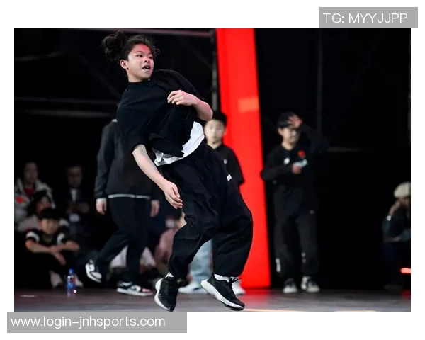 运动杨芳独家分享街舞技巧与心得体会助力体育热潮